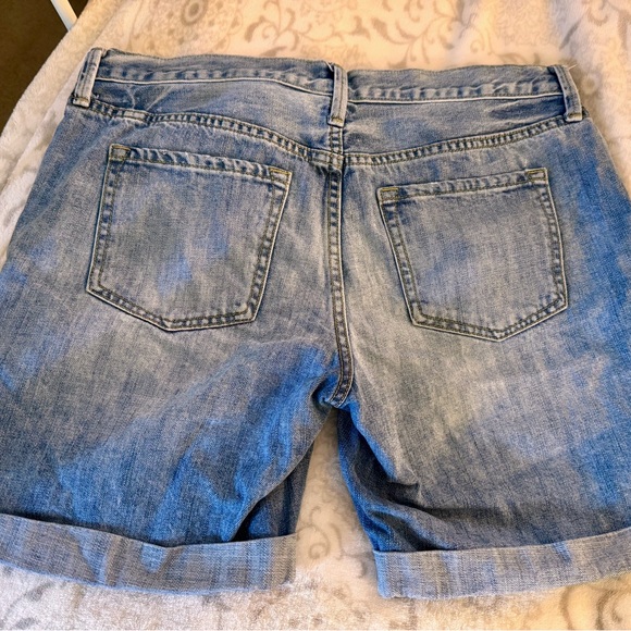 GAP Blue Jean Shorts Sexy Boyfriend Button-Fly Classic Distressed Style Size 8 - Picture 8 of 10